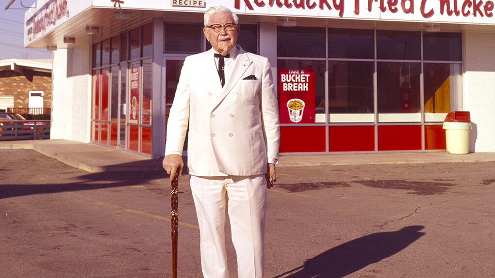 Colonel-Sanders-in-front-of-KFC