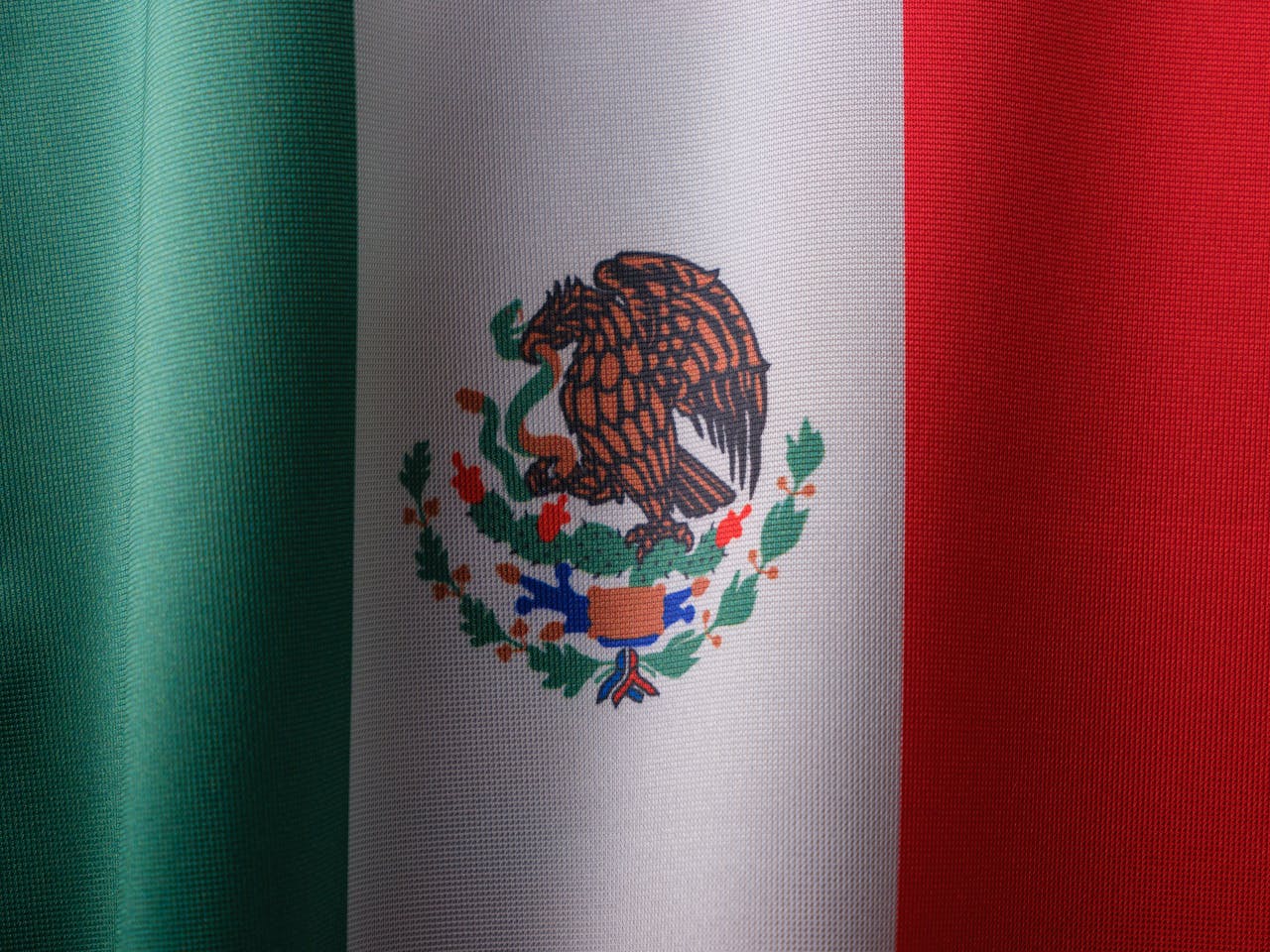 Mexican government raises tariffs on imports to bolster their industries