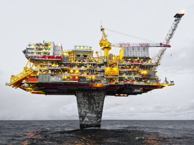 U.S. tariffs on India makes Russian oil cheaper