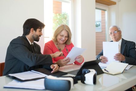 Digital estate planning guide for securing retiree financial records online